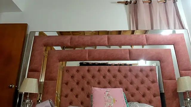 briana wonder69xxx online show from November 2025 03:15:01 PM