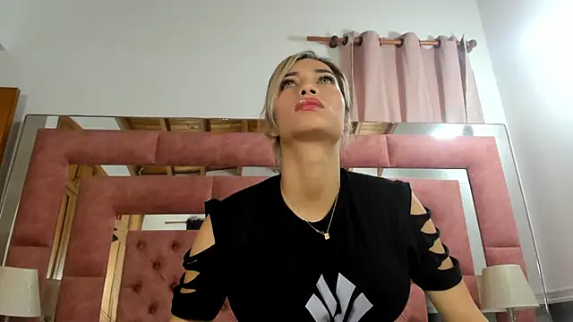 briana wonder69xxx online show from October 2025 02:41:01 PM
