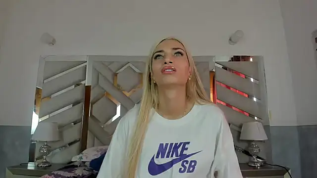 briana wonder69xxx online show from March 2026 08:22:01 PM