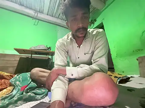 PrabV0319 online show from February 2026 07:22:01 PM