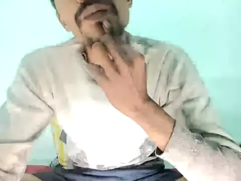 PrabV0319 online show from December 2025 04:19:01 PM