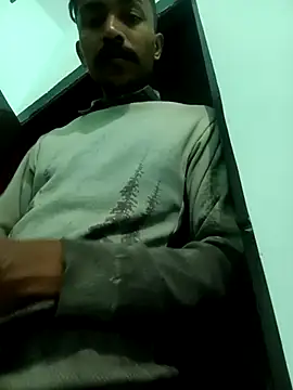 PrabV0319 online show from January 2026 07:39:01 PM