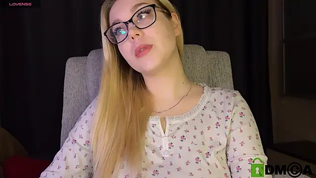 ariashaa online show from April 2026 06:47:01 PM