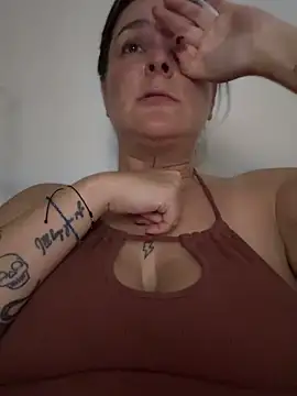 Snapshot of misslulipop chatting on February 2025 01:02:02 AM misslulipop online show from February 2025 01:02:02 AM