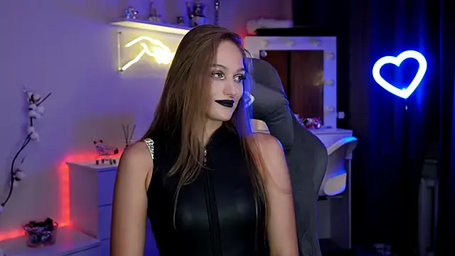 Snapshot of MrsTenderBeast chatting on October 2025 06:20:02 PM MrsTenderBeast online show from October 2025 06:20:02 PM