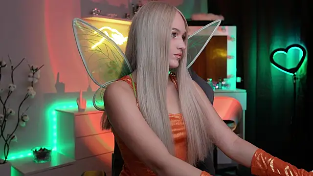 MrsTenderBeast online show from November 2025 04:18:02 PM