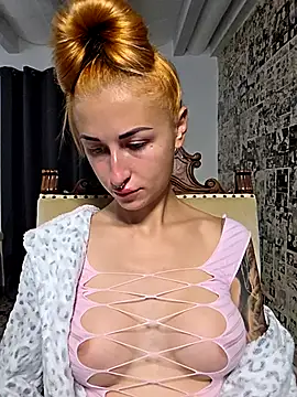 Snapshot of kylie_blck chatting on December 2025 05:12:02 AM kylie blck online show from December 2025 05:12:02 AM