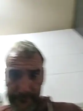 Snapshot of raulacab chatting on April 2026 11:34:02 PM raulacab online show from April 2026 11:34:02 PM