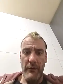 Snapshot of raulacab chatting on April 2026 12:23:01 AM raulacab online show from April 2026 12:23:01 AM