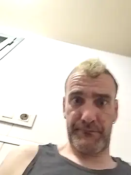 Snapshot of raulacab chatting on April 2026 11:44:01 PM raulacab online show from April 2026 11:44:01 PM