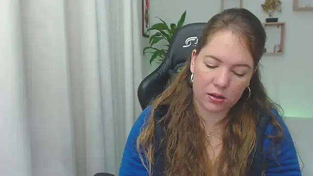 Snapshot of tamy_shine87 chatting on February 2025 02:07:02 AM tamy shine87 online show from February 2025 02:07:02 AM