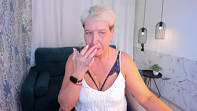 KathySunn online show from February 2026 01:23:01 PM