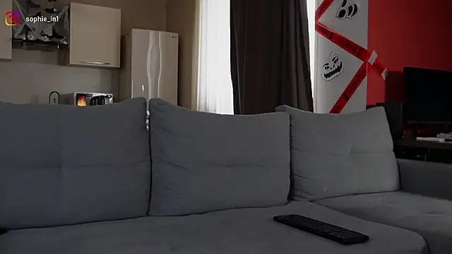  in yan online show from November 2025 05:00:02 AM