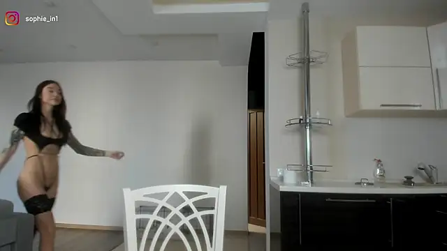  in yan online show from February 2026 04:34:01 AM