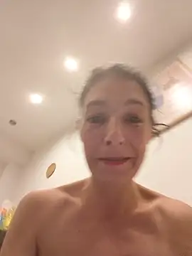 Sposini69 online show from June 2026 11:03:02 PM