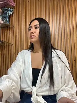 Ambar pe  online show from April 2026 04:43:02 PM