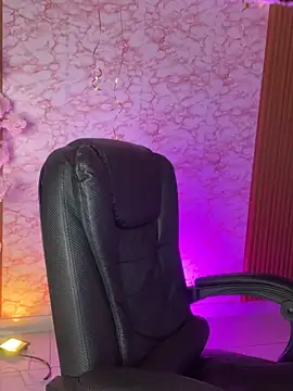 Ambar pe  online show from April 2026 06:16:01 AM