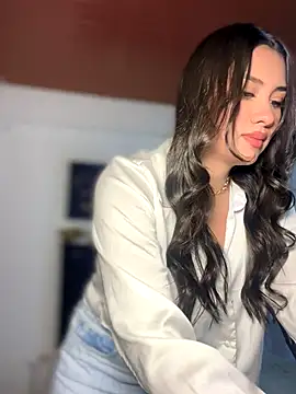 Ambar pe  online show from September 2025 02:56:02 AM