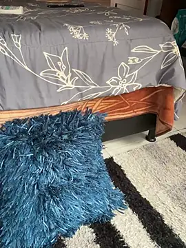 Ambar pe  online show from February 2025 08:11:02 PM