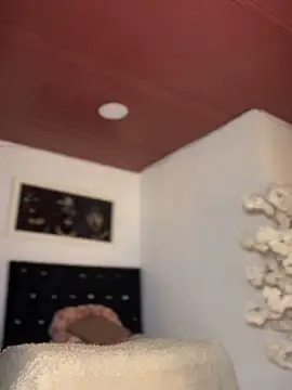 Ambar pe  online show from October 2025 03:23:01 PM