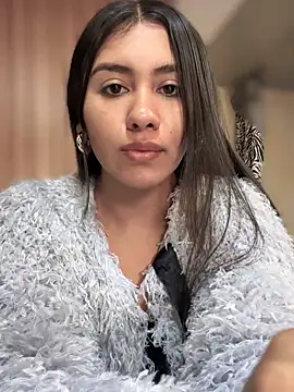 Ambar pe  online show from November 2025 07:46:02 PM