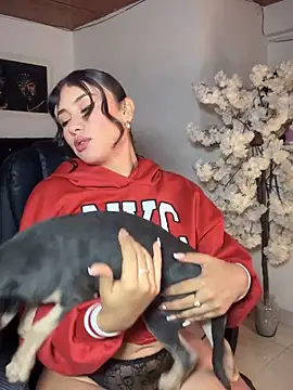 Ambar pe  online show from November 2025 02:43:02 PM