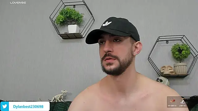 Snapshot of Dylan_Best chatting on October 2025 03:30:02 AM Dylan Best online show from October 2025 03:30:02 AM