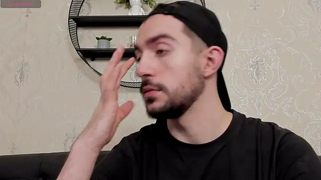 Dylan Best online show from February 2026 12:11:01 AM