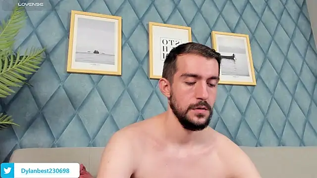 Snapshot of Dylan_Best chatting on June 2026 12:42:02 AM Dylan Best online show from June 2026 12:42:02 AM