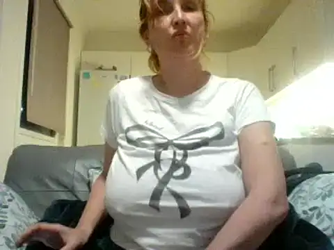 MssAngela online show from January 2025 07:18:01 PM