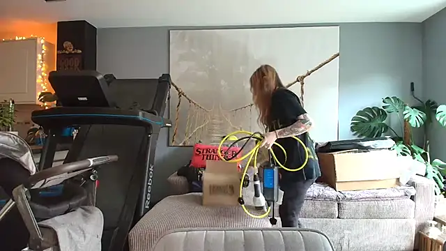 short sweetpea online show from October 2025 02:41:01 PM