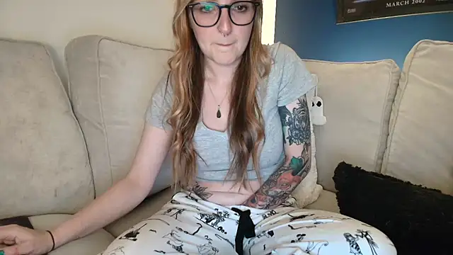 short sweetpea online show from September 2025 09:42:01 PM