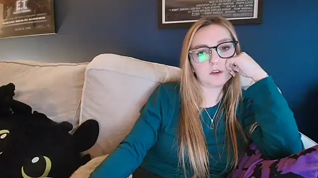 short sweetpea online show from October 2025 04:39:01 PM