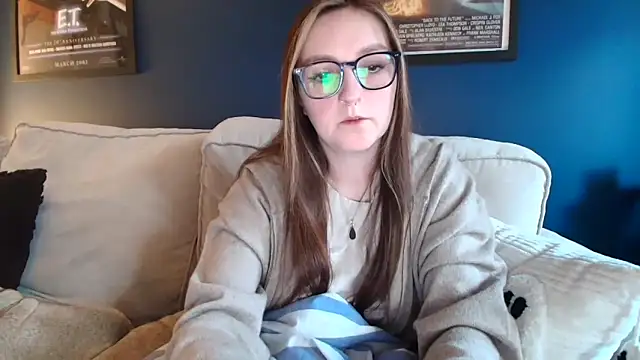 short sweetpea online show from November 2025 03:15:01 PM