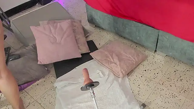 IsiisLovei online show from March 2026 03:16:02 PM