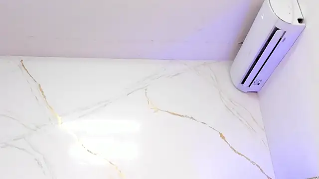 IsiisLovei online show from September 2025 02:35:02 PM