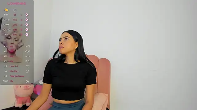 julieth sanz online show from February 2025 08:56:01 PM