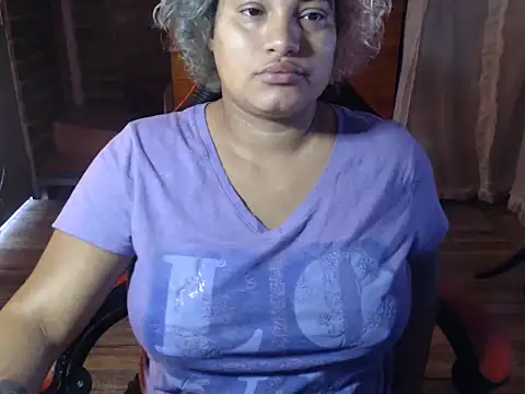 Snapshot of Hilarybunnyy chatting on March 2026 03:35:02 PM Hilarybunnyy online show from March 2026 03:35:02 PM