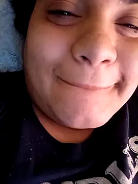 Hilarybunnyy online show from September 2025 09:14:01 PM