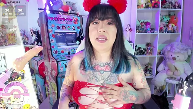 Snapshot of meda_kawaii_ chatting on January 2025 06:17:02 PM meda kawaii online show from January 2025 06:17:02 PM