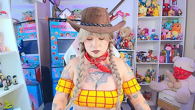 Snapshot of meda_kawaii_ chatting on October 2025 09:51:02 PM meda kawaii online show from October 2025 09:51:02 PM