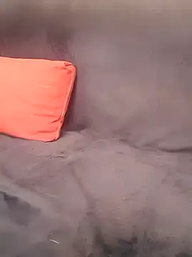 LouGabriel online show from December 2024 05:31:01 PM