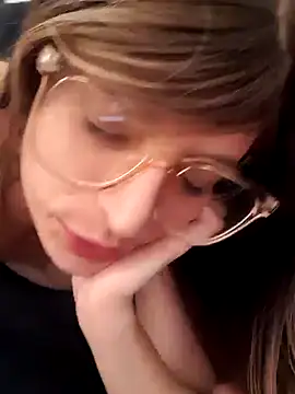 LouGabriel online show from December 2024 11:03:02 AM