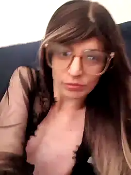 LouGabriel online show from February 2025 08:21:02 AM