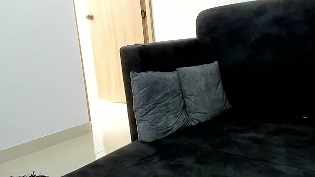 Sarah Jhonson online show from April 2026 07:58:02 PM