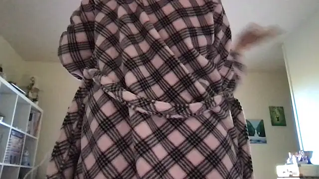 HYPHYtype online show from November 2025 06:40:02 PM