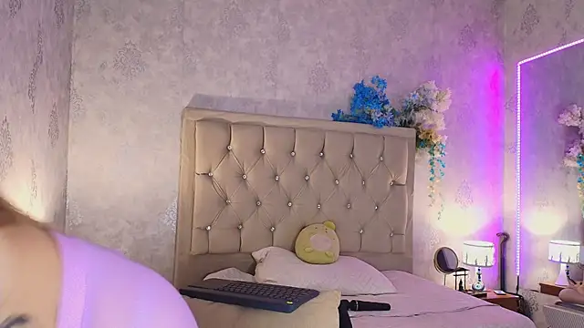 Snapshot of nini_love01 chatting on April 2026 04:10:02 AM nini love01 online show from April 2026 04:10:02 AM