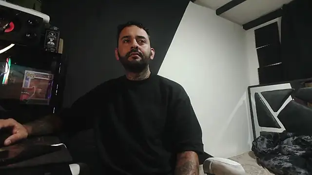 TeddyGominola  online show from October 2025 09:49:02 PM