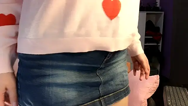 olisunny5 online show from February 2026 08:28:01 PM