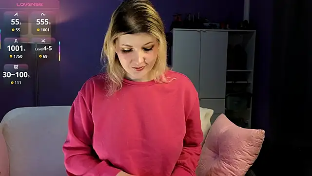 olisunny5 online show from February 2026 07:44:02 PM